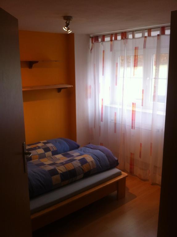 Ferienwohnung Ferienbauernhof Familie Stratmann Eslohe Zimmer foto